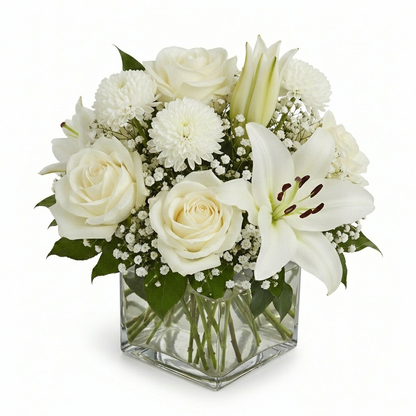 Blanc_short-square-vase-angled