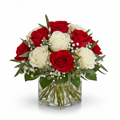 Scarlette_short-square-vase_Roses
